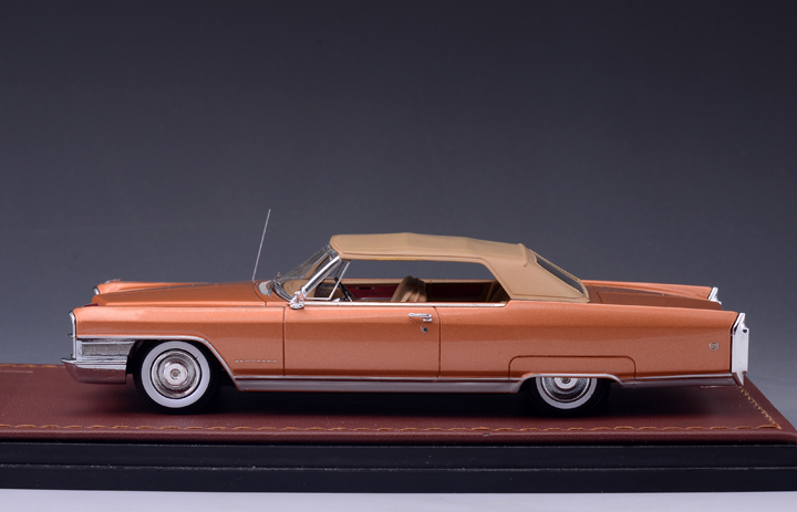 GLM123002 1965 Cadillac Eldorado Convertible Closed Top Samoan Bronze Poly.jpg