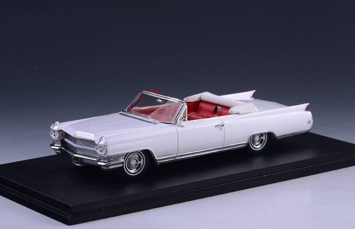 GLM124603  Cadillac Eldorado Convertible Open Top 1964 White  A.jpg