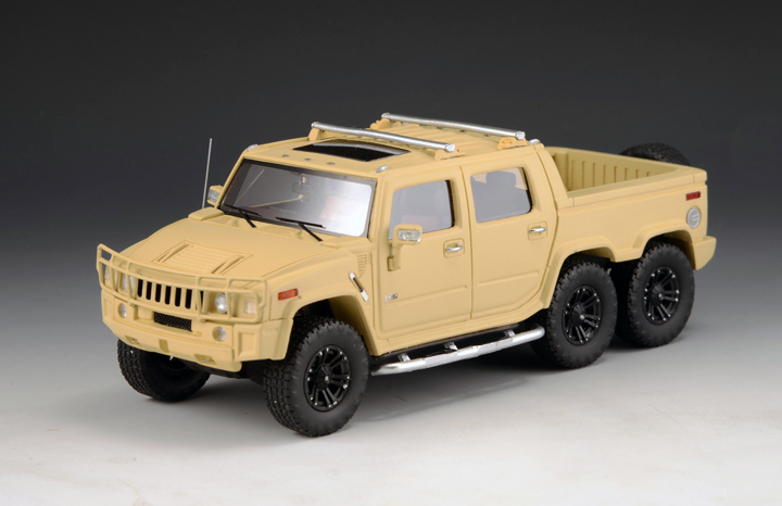 GLM171002 Hummer H2 Sut6 6x6 Pick-Up 2012 Sand A.jpg