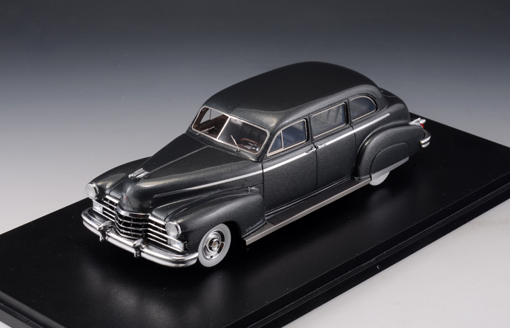 1947 Cadillac 75 Limousine Grey met D.jpg