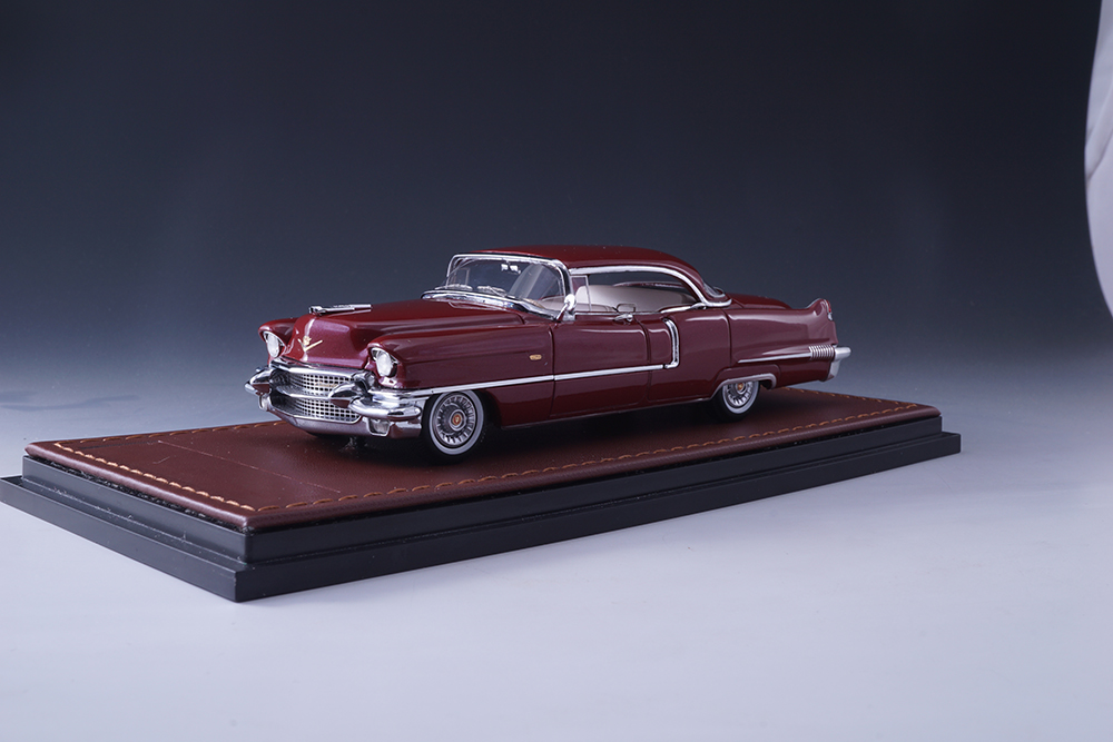 1956 Cadillac Sedan de Ville Mandan Red.JPG