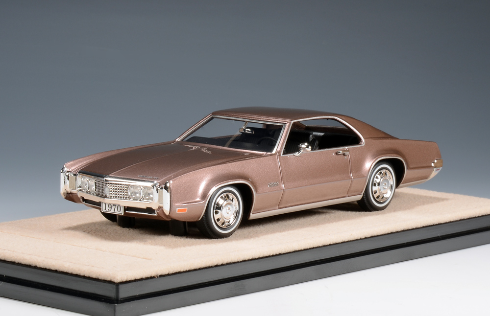 1/43 STM705001 1970 Oldsmobile Toronado GT Regency Rose 