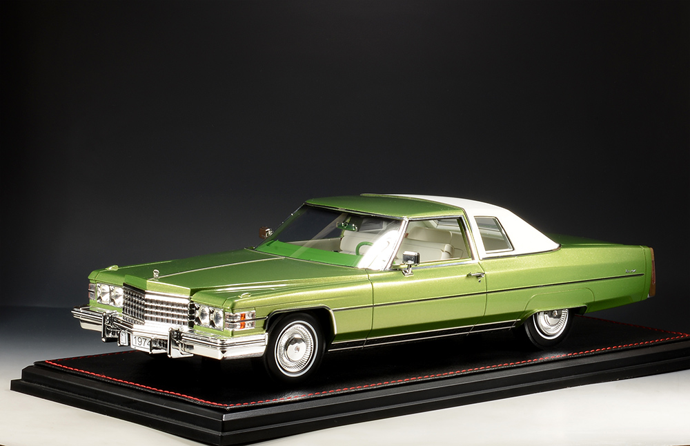 1/18 STM1974601 1974 Cadillac Coupe deVille Persian Lime Firemist