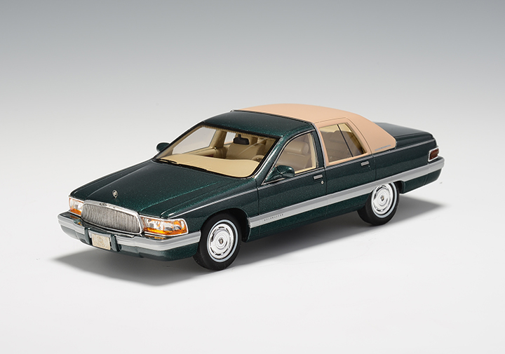 1/43 1994 Buick Roadmaster  Green Beige