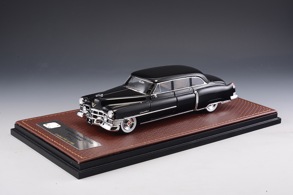 1/43 Cadillac Eldorado Biarritz Open 1958 Black