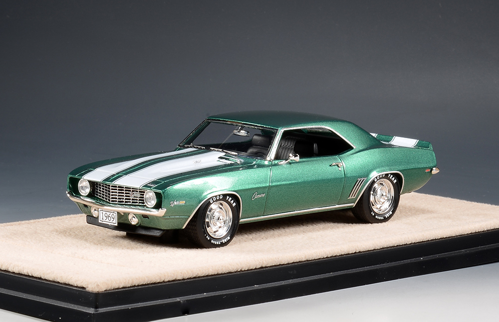 1/43 STM691002 1969 Chevrolet Camaro Z28 Rallye Green Metallic