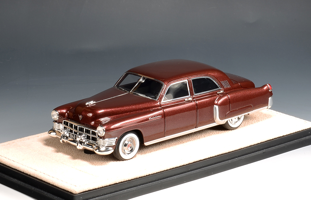 1/43 STM49201 1949 Cadillac Fleetwood 60 Special Maeira Maroon Metallic